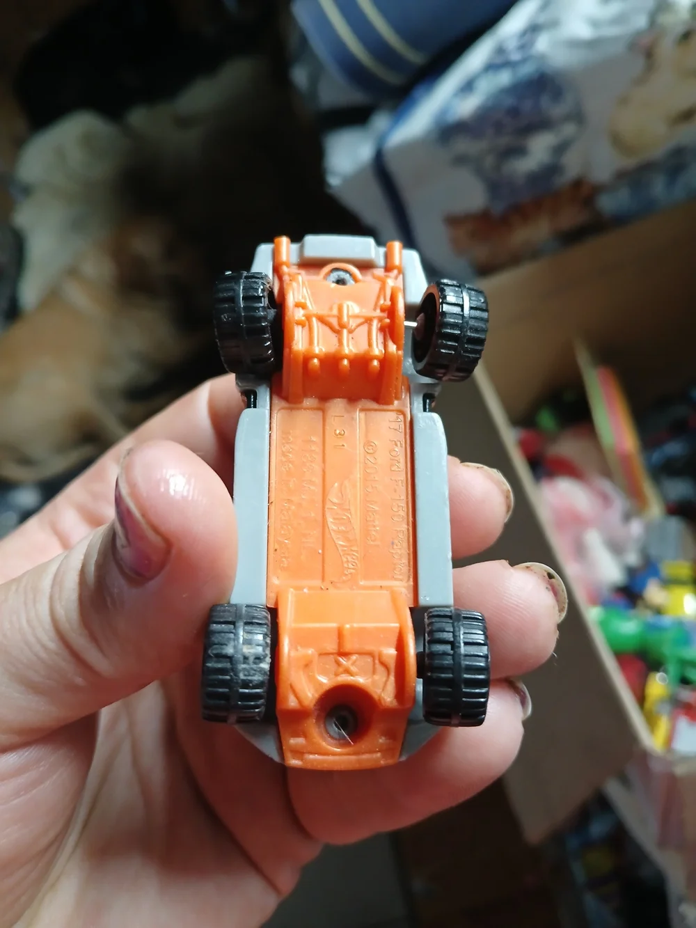 Hot Wheels '17 Ford F-150 Raptor diecast vehicle.